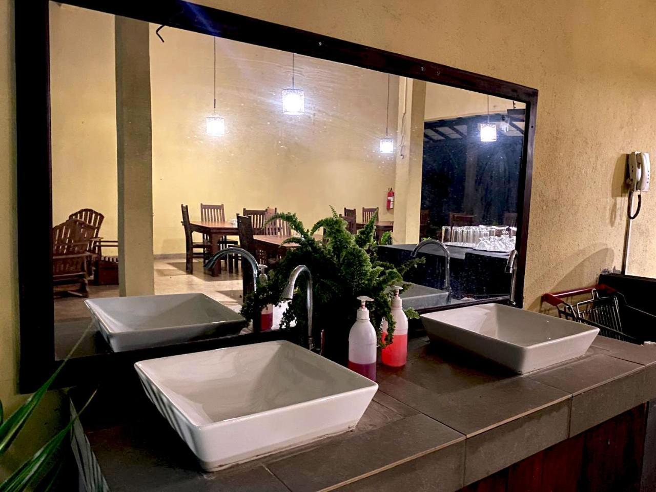 Athyantha Resort Anuradhapura Kültér fotó